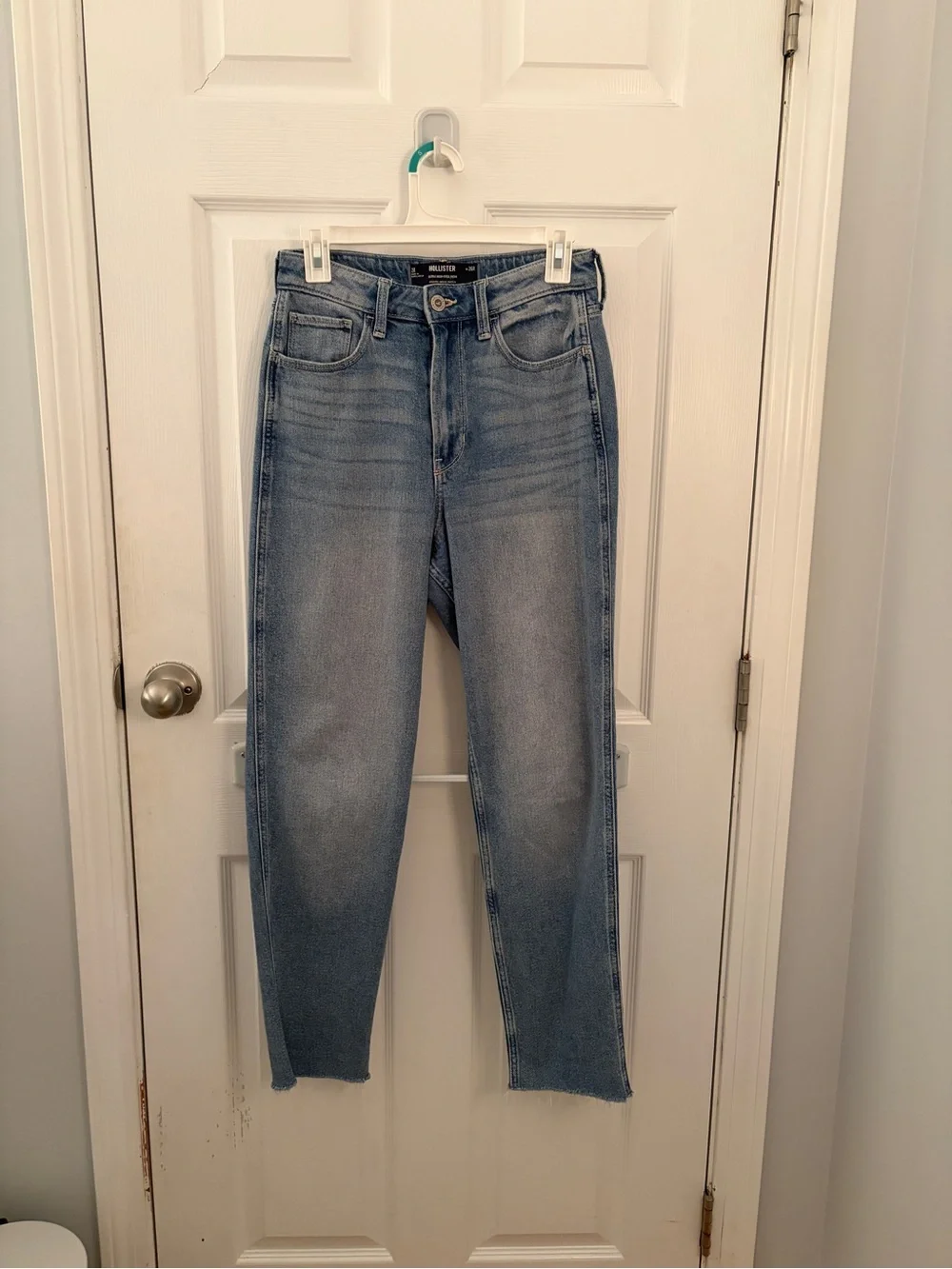Hollister Women's Straight Leg Light Blue Jeans